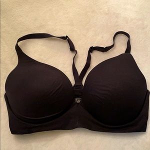 Lightly lined razor back bralette